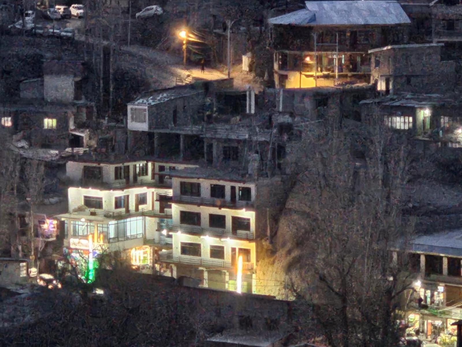Hotel Afzal And Restaurant Kargil Exterior foto